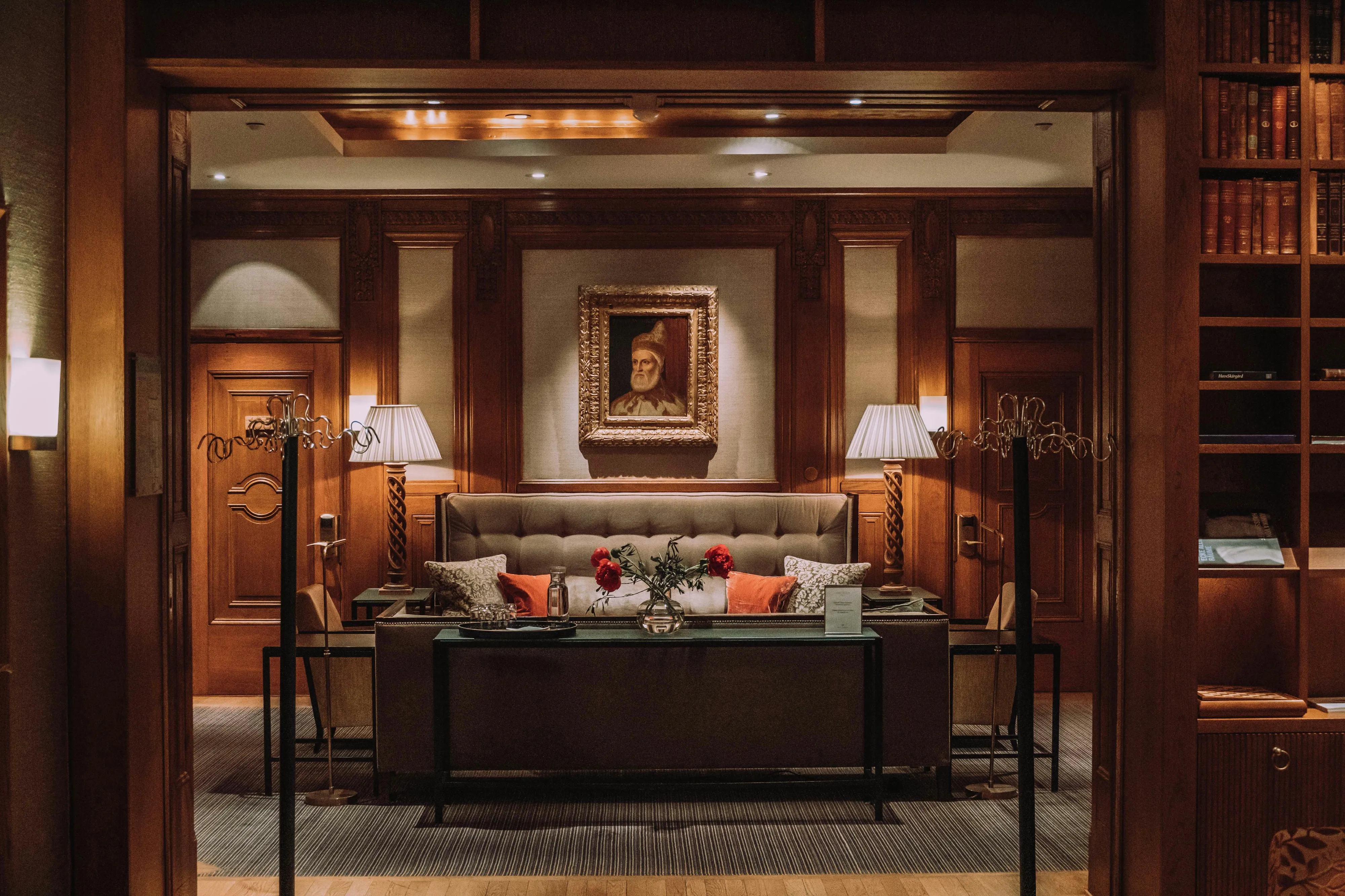 Dettaglio di raccordo impermeabile su copertura piana